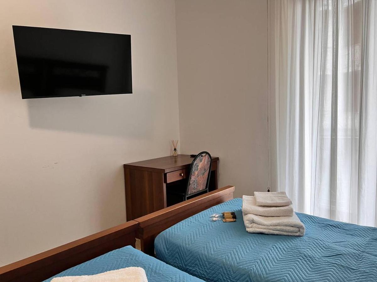 Casa Radiosa Varese Rooms Exteriör bild